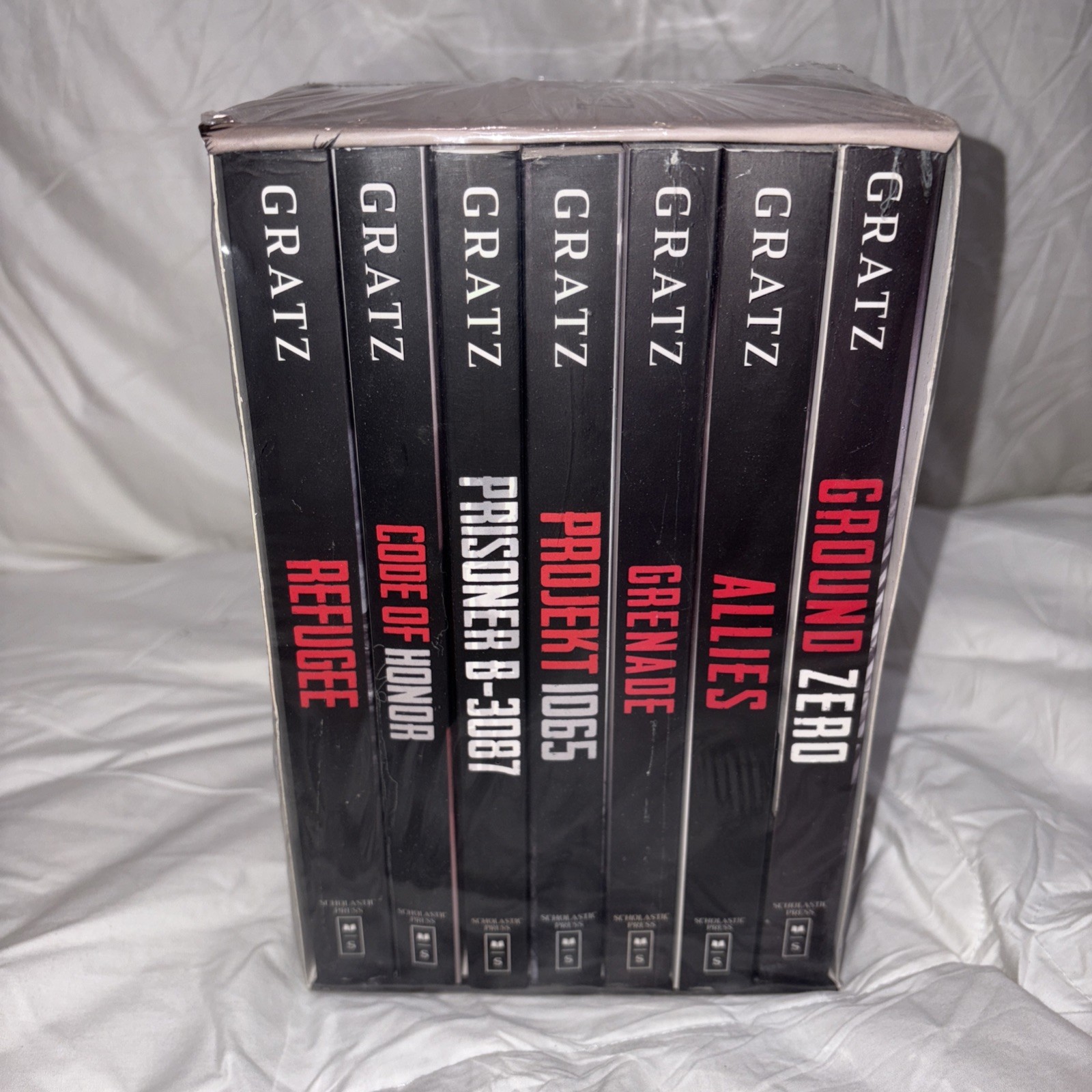 Alan Gratz Complete Collection of 7 books Box Set NEW Paperback 2021