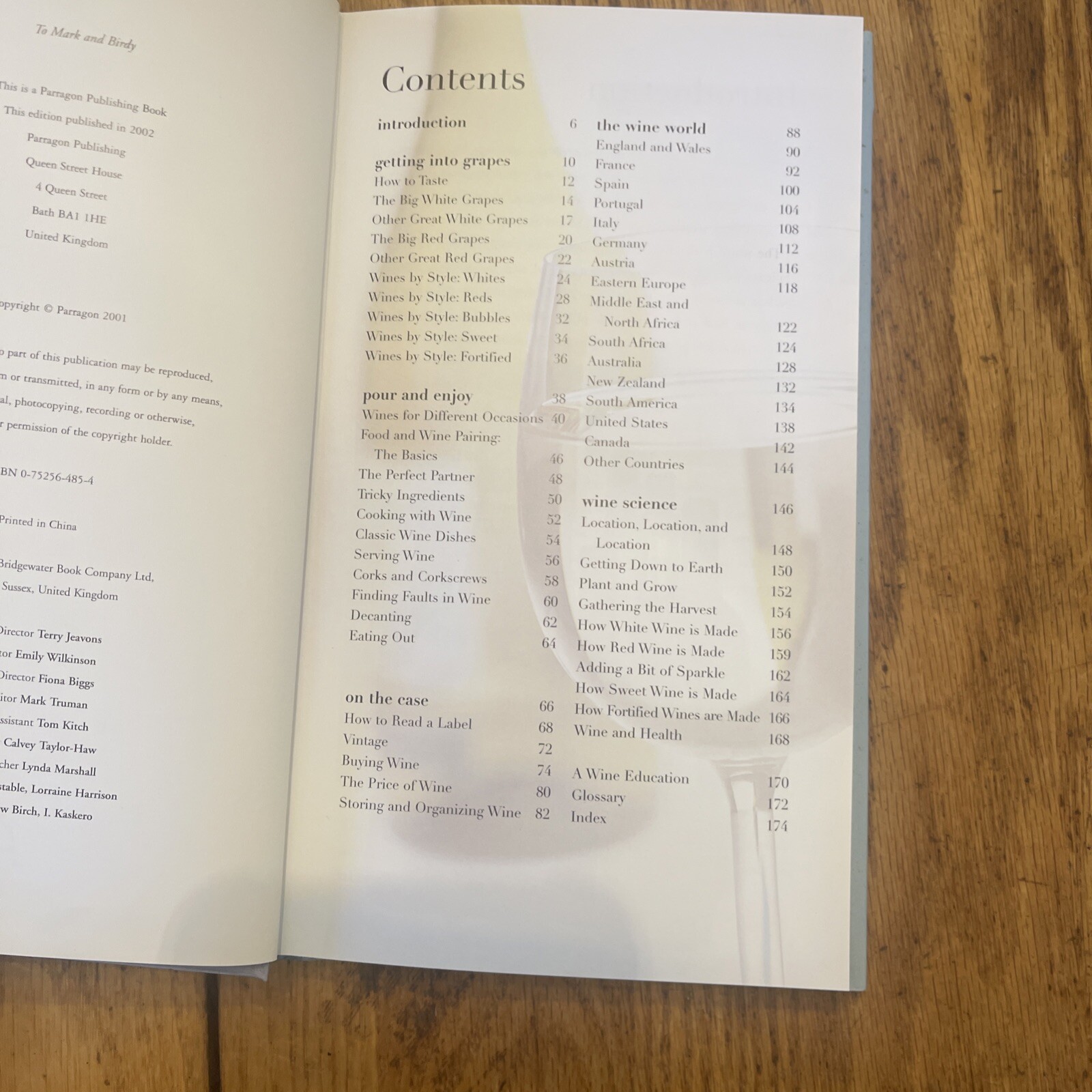 Guide to Wine (Drinks Books) by Fiona Sims