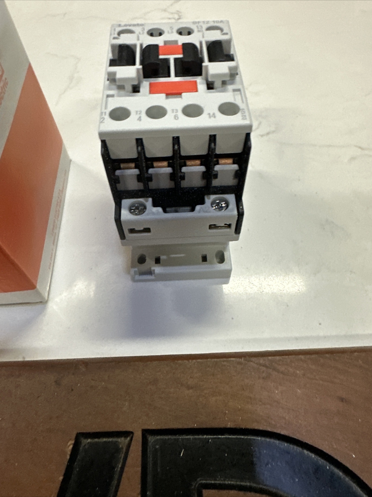 Lovato Electric 12 Amp 120V Coil BF1210A12060 Contactor Brand New