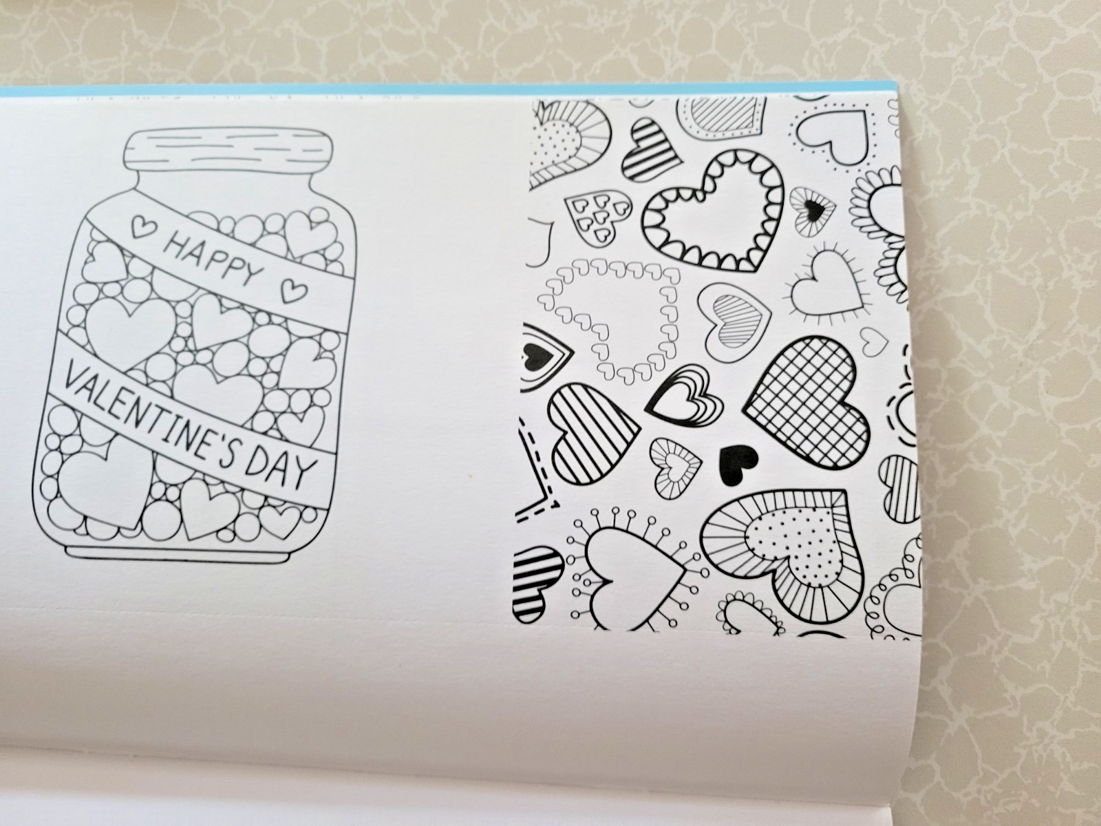 COLOR YOUR OWN GREETING CARDS Create 28 Fun & Festive Cards – Children & Adult