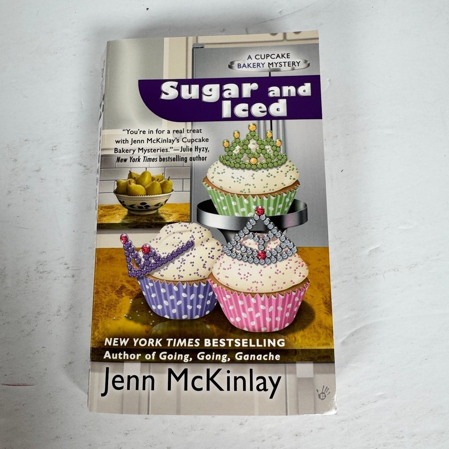 Jenn McKinlay Cupcake Bakery Mystery Series Books 1-4 Lot Cozy Fiction Paperback