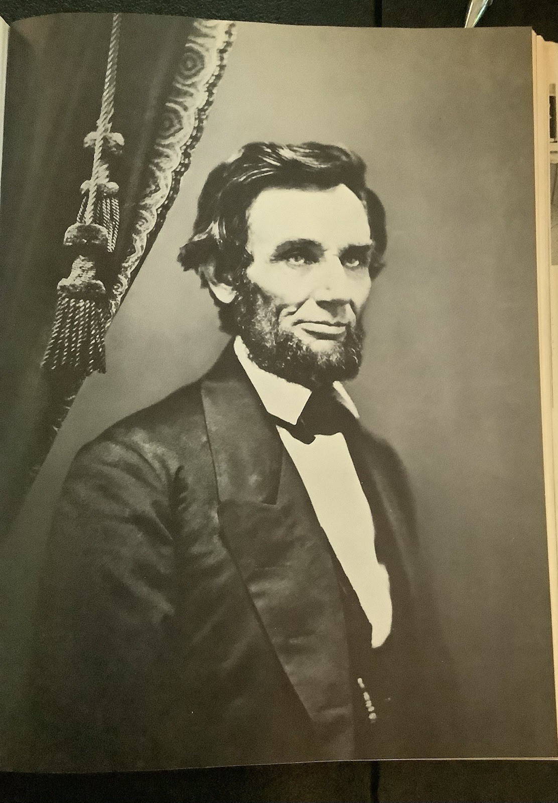LINCOLN – A PICTURE STORY OF HIS LIFE – STEFAN LORANT – 1975 – DJ & HC