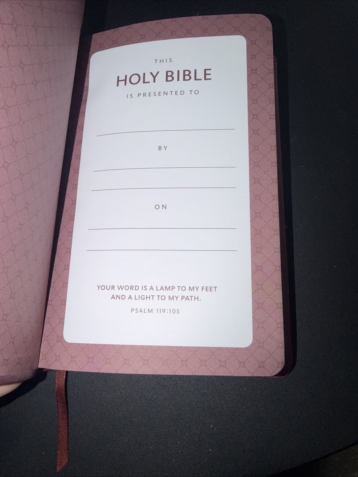 NKJV Value Thinline Bible, Wine Leathersoft, Gray Letter Comfort Print Thinline