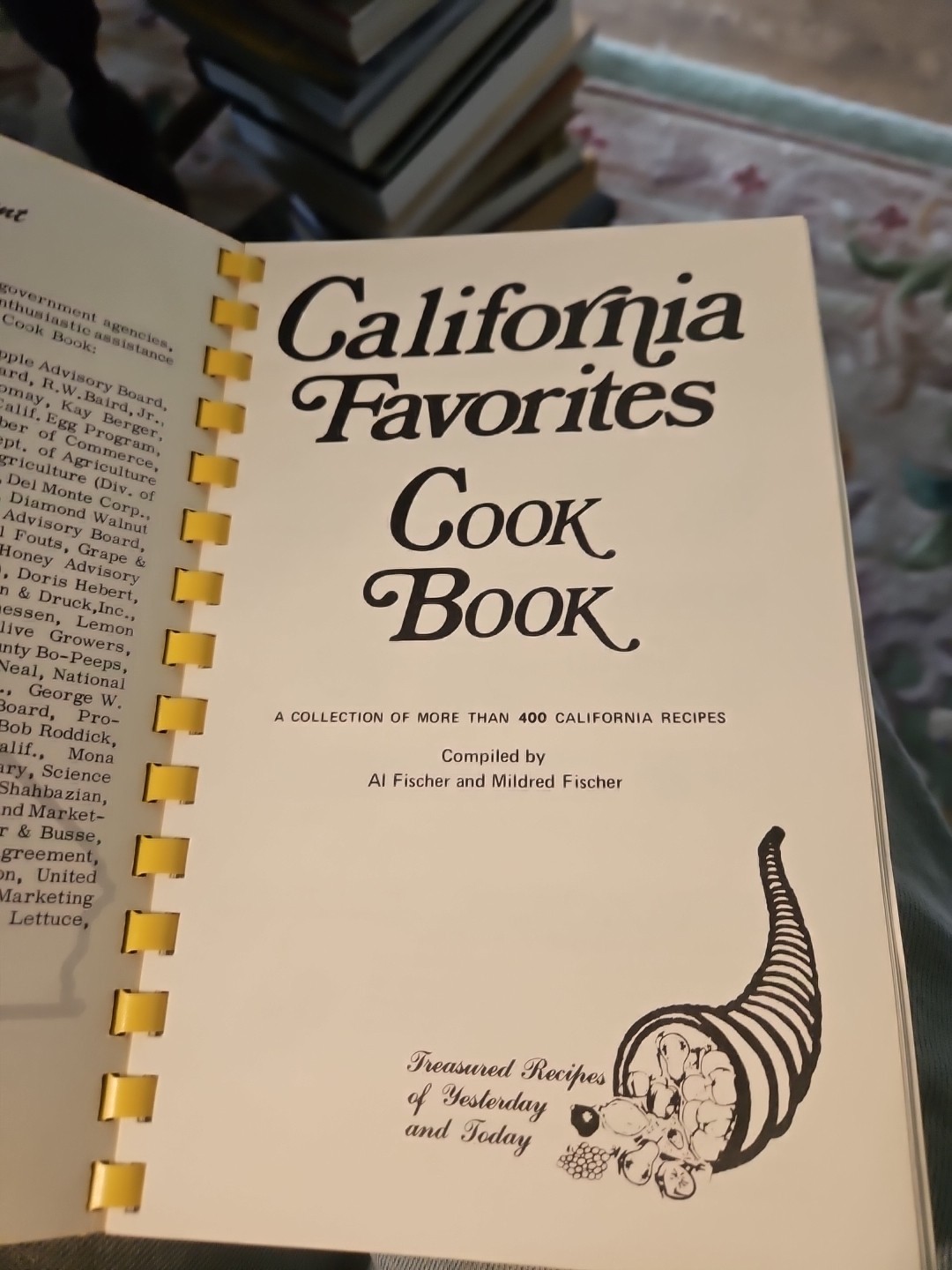 California Favorites Cook Book 400 Recipes Al Mildred Fischer 1979 Spiral VG A1