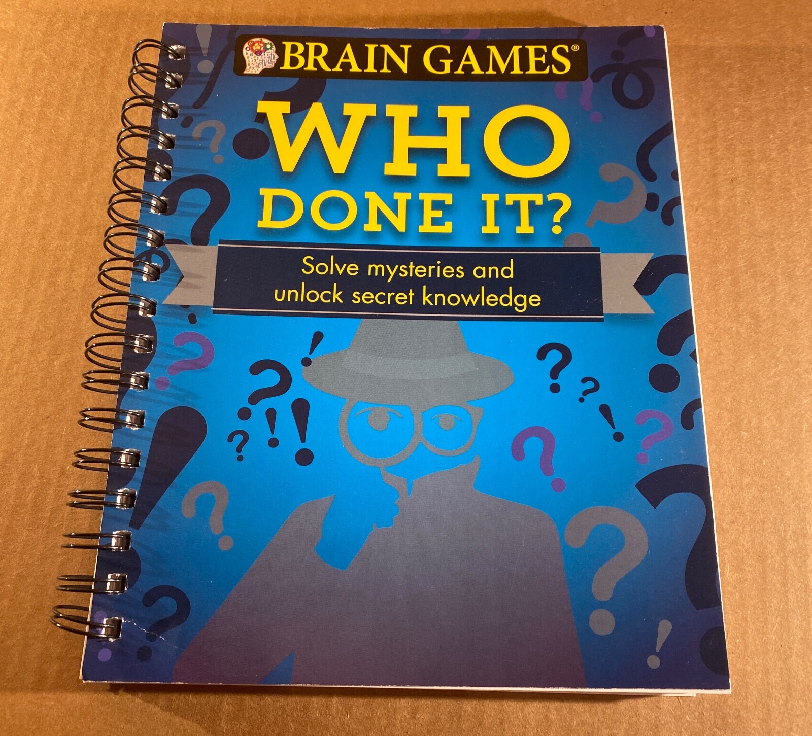 Brain Games Ser.: Brain Games(tm) Who Done It? by Publications International…