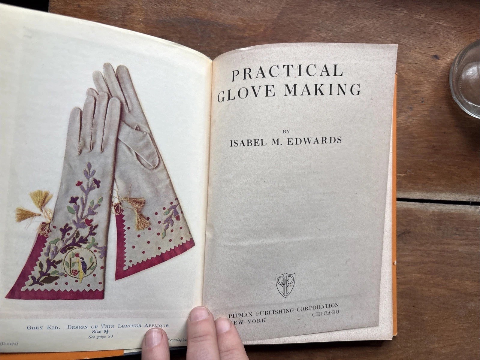 Practical Glove Making by Isabel M Edwards 1946