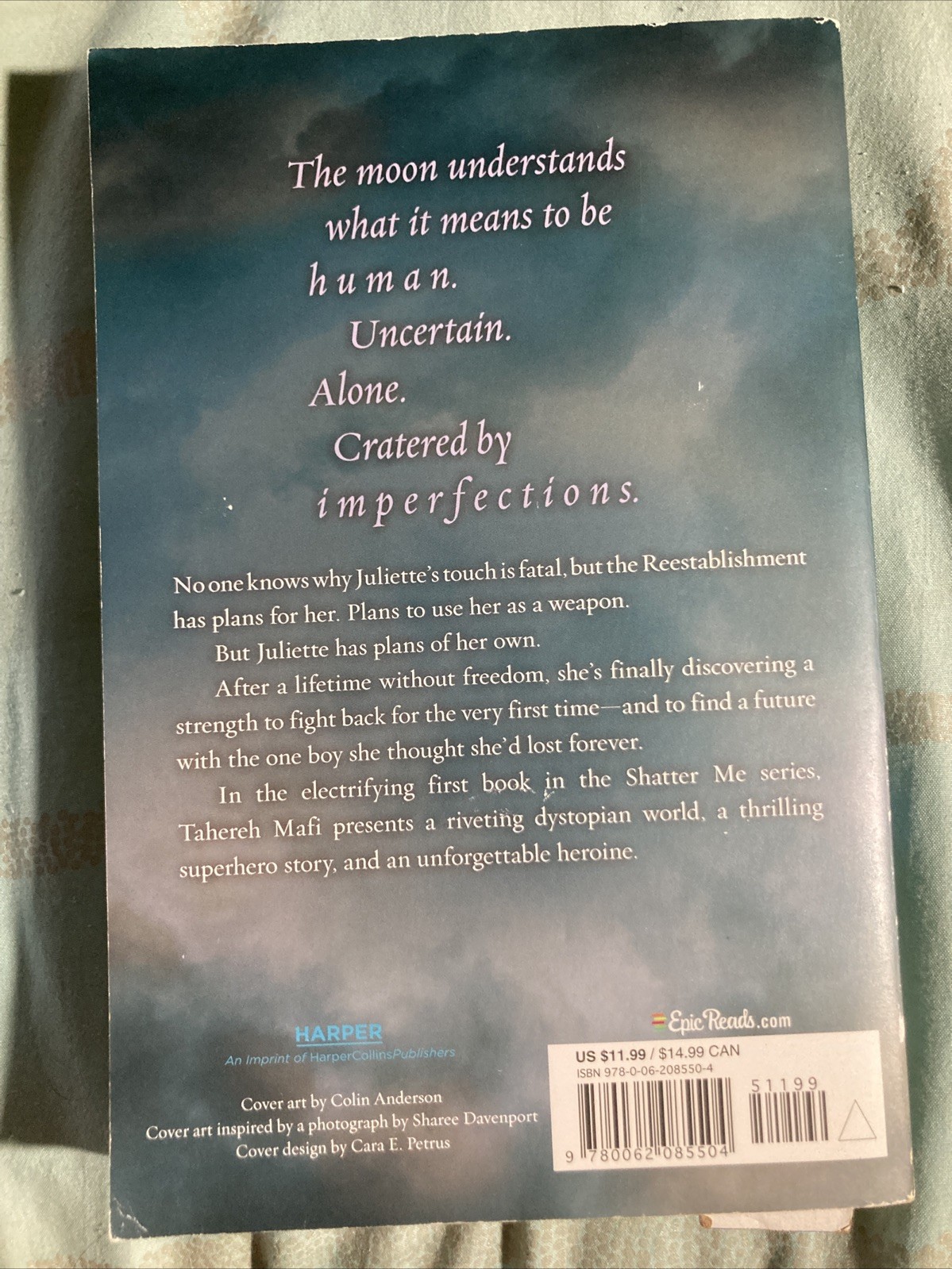 Shatter Me – (Shatter Me Series: Book-1) (Paperback) – Tahereh Mafi