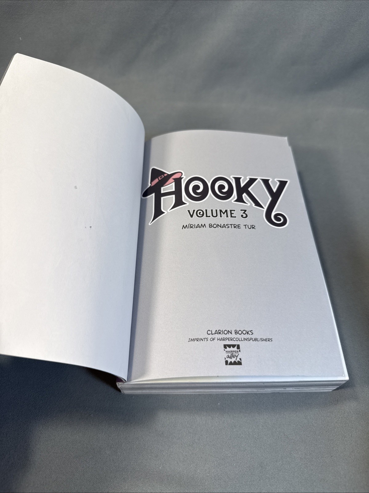 Hooky Volume 3 SIGNED Miriam Bonastre Tur, First Edition, 1st Print, 2023