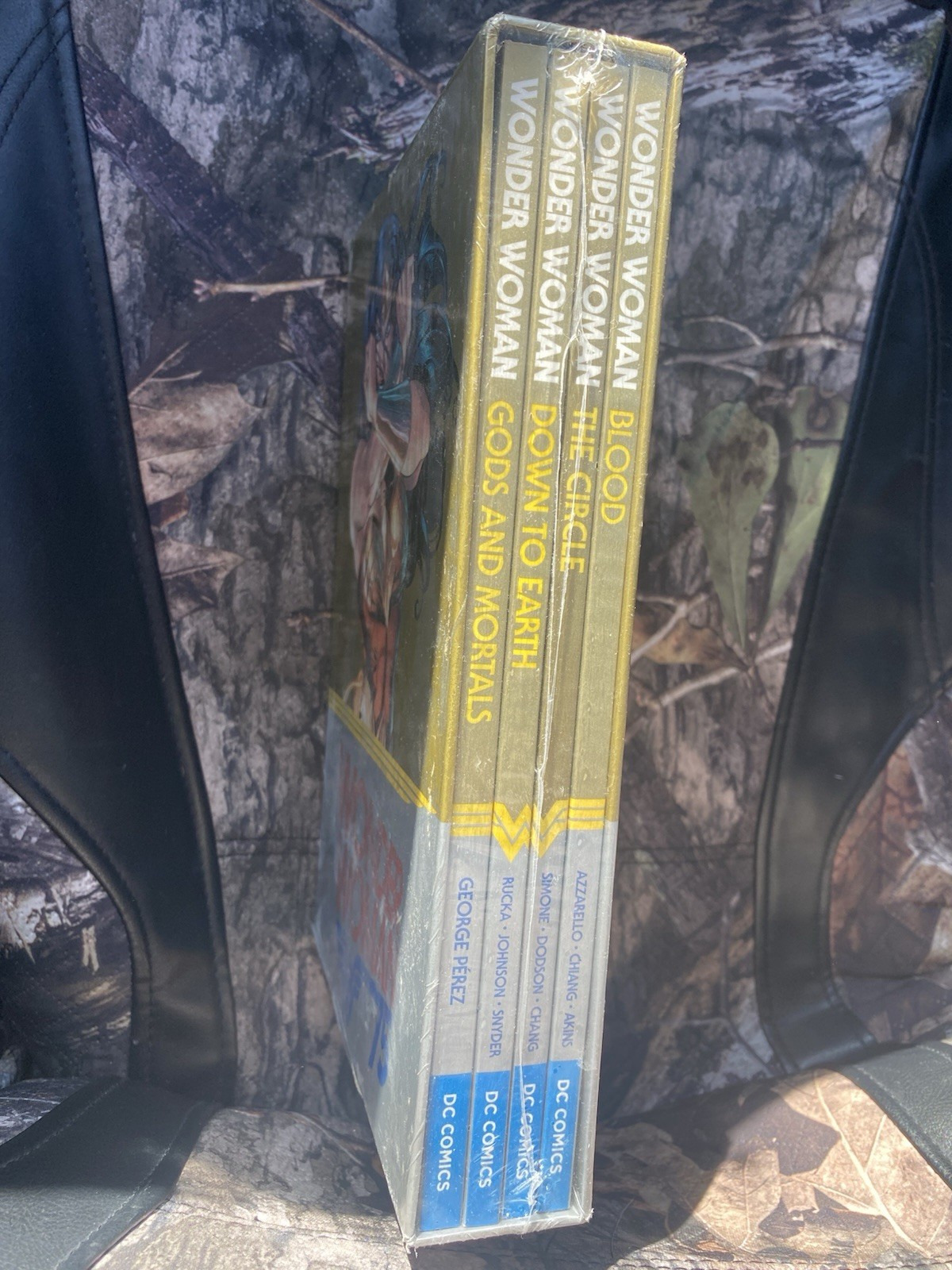 Wonder Woman – NEW 75th Anniversary Box Set (4 Volumes) – DC Comics