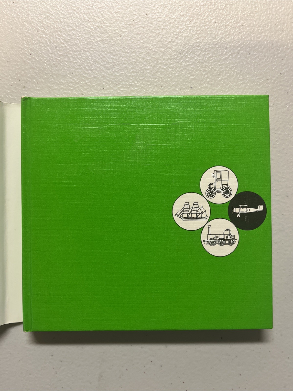 The Book of Aircraft by Tre Tryckare – Classics of Transportation  