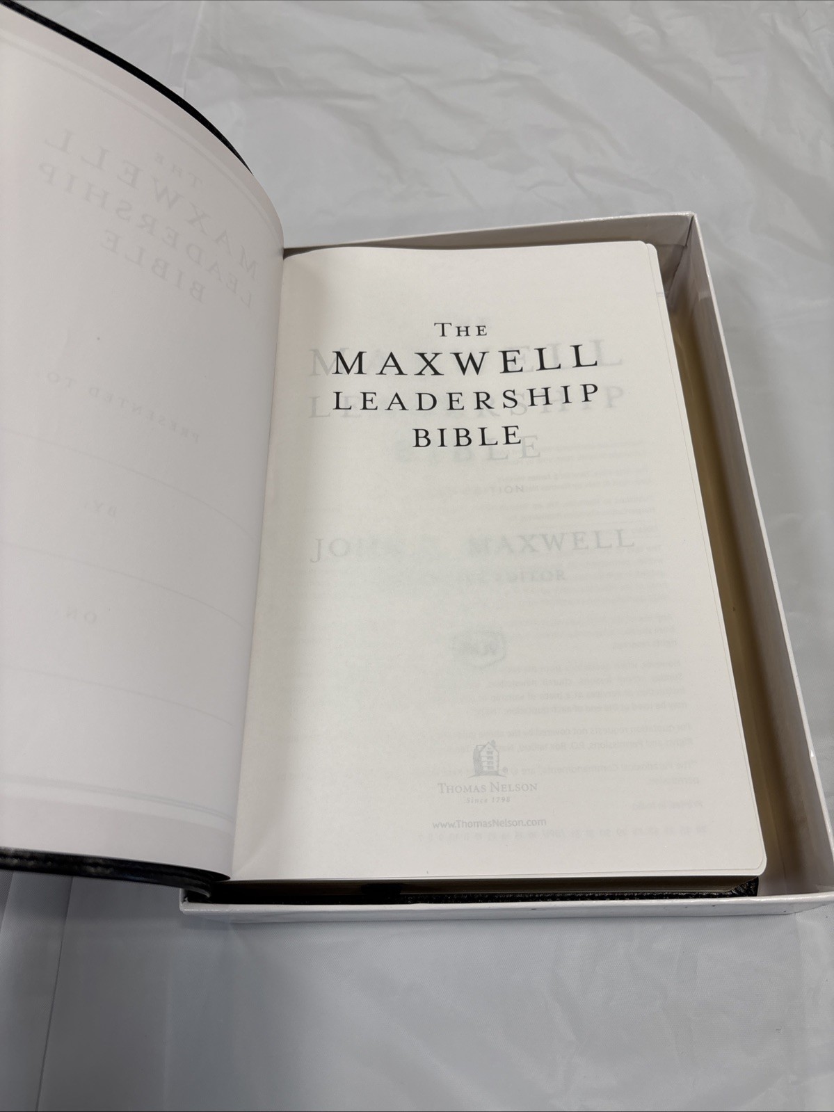 NKJV Maxwell Leadership Bible [Third Edition, Black] by John C. Maxwell…