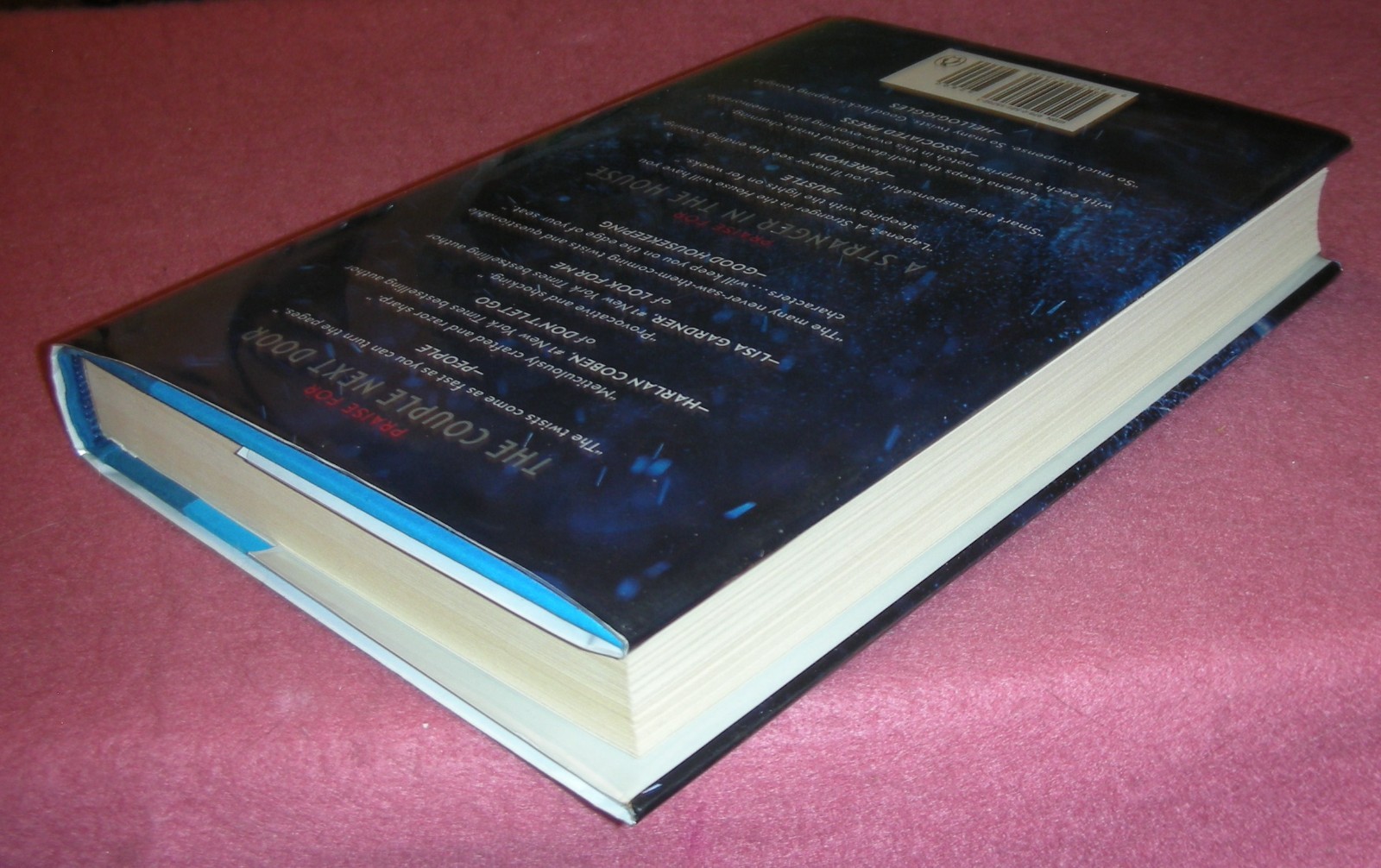 AN UNWANTED GUEST by Shari Lapena 2018 HC/DJ ~ 1st Edition, 1st Print + Cover