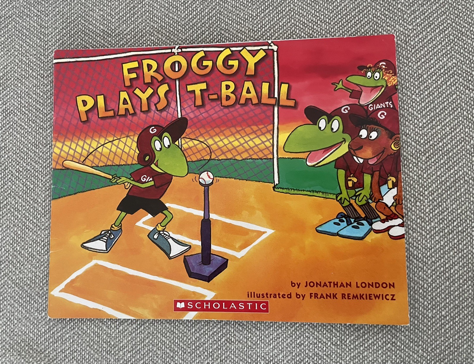 Lot 2 Froggy, Jonathan London Books, Scholastic paperbacks, Like New, PreOwned