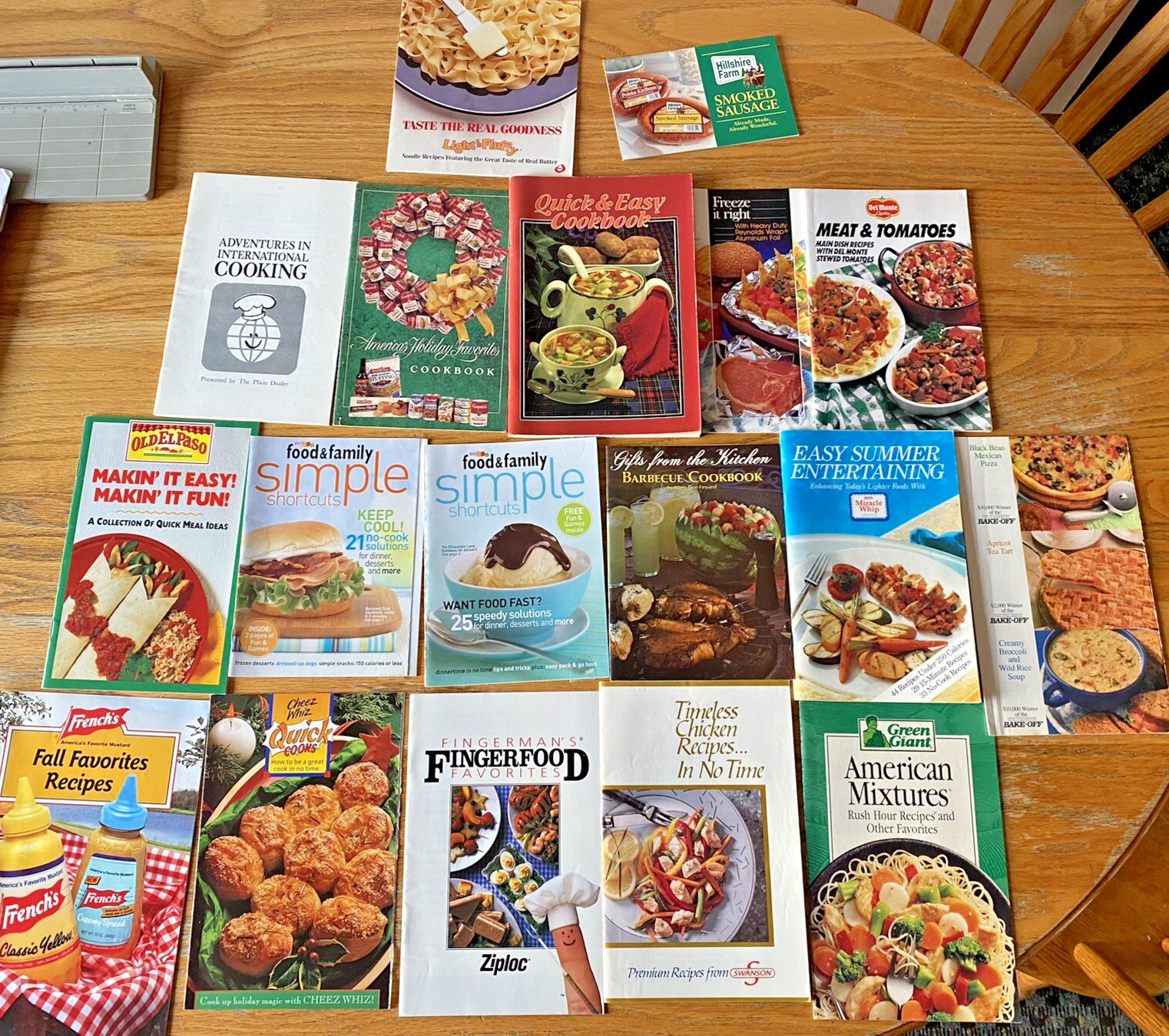Assortment of Recipe Booklets Mixed Lot of 16 Baking Cooking Recipes Free US S/H
