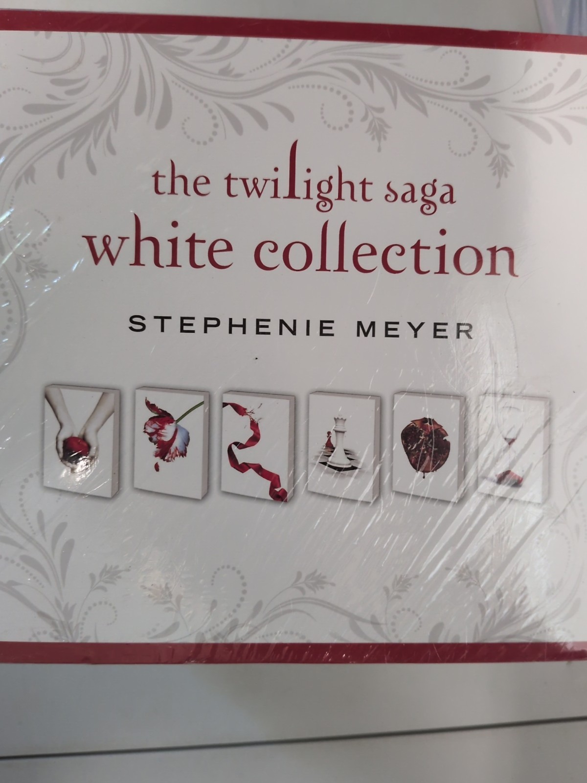 Twilight Saga White Collection by Stephenie Meyer (2022, Trade Paperback / Trade