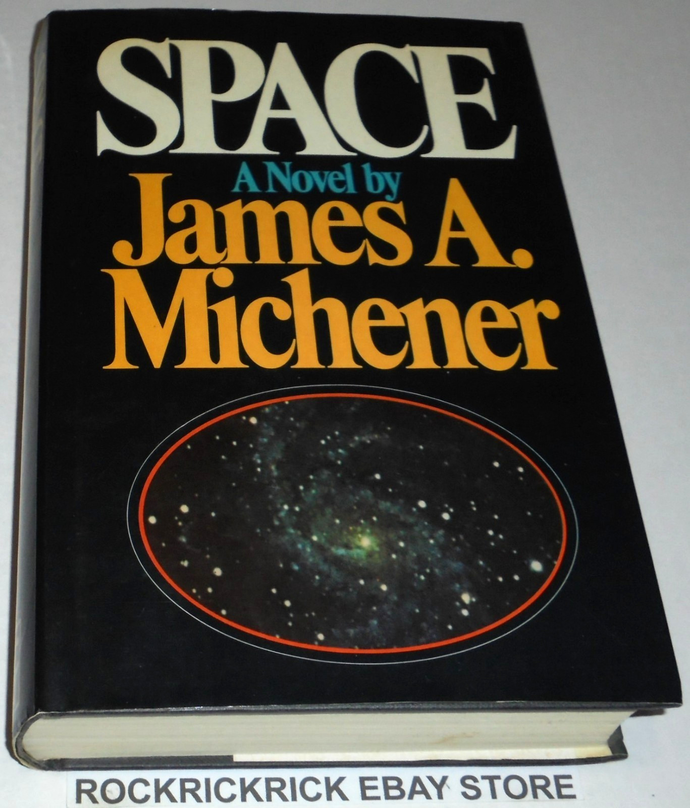 SPACE BOOK BY JAMES A. MICHENER HARDCOVER 1982 16CM X 24CM