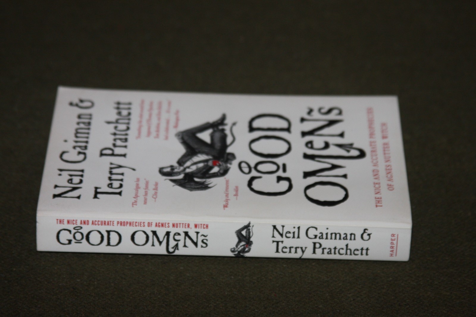 Good Omens by Neil Gaiman & Terry Pratchett 2007 TPB 10th Printing