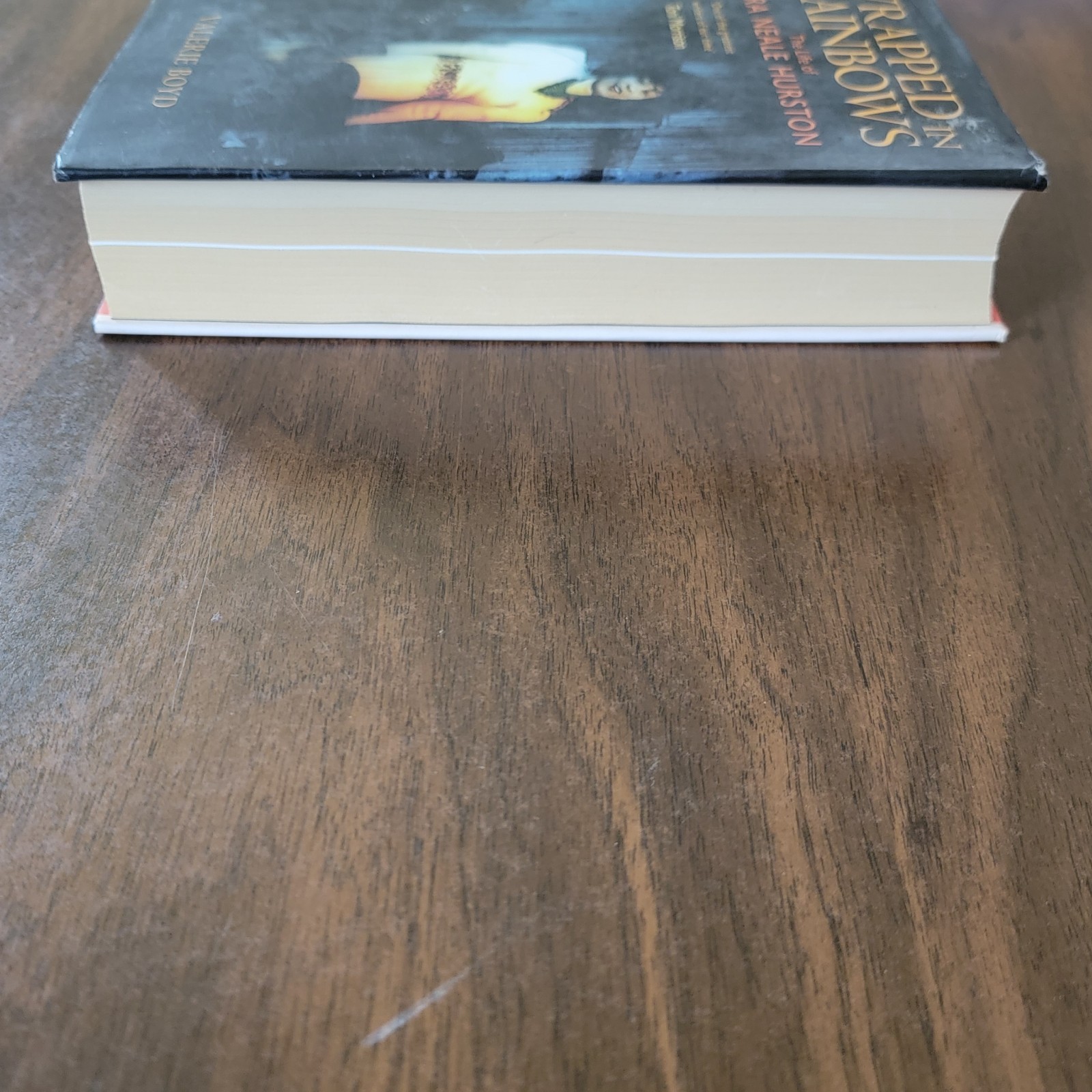 Wrapped in Rainbows : The Life of Zora Neale Hurston Hardcover – Valerie Boyd