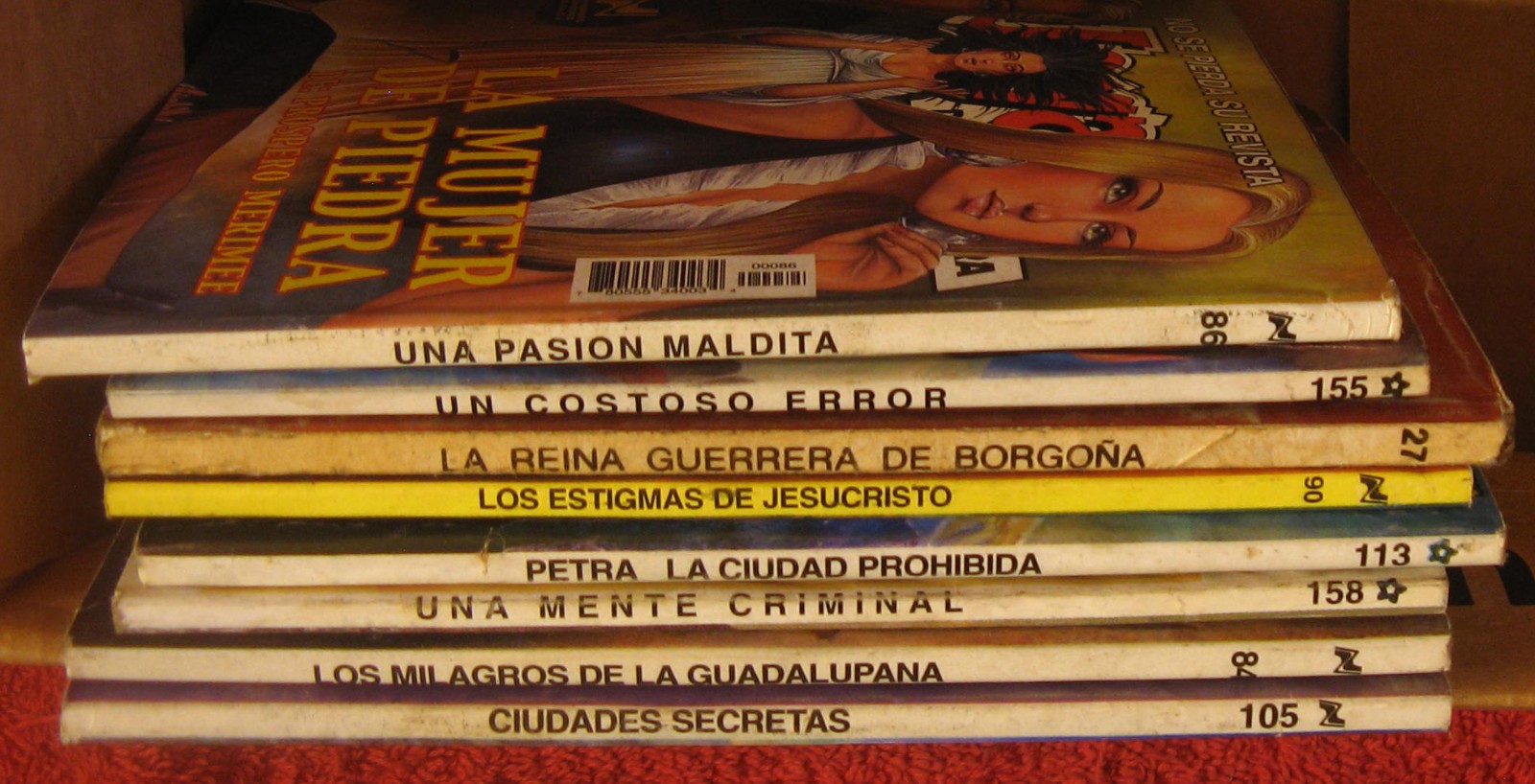 HOMBRES Y HEROES – set de 8 novelas ilustradas, vintage Mexican pulp fiction