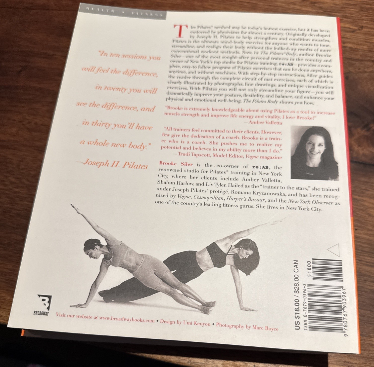 The Pilates Body – Brand New Book (Brooke Siler) At Home Guide!! Fast Ship!!