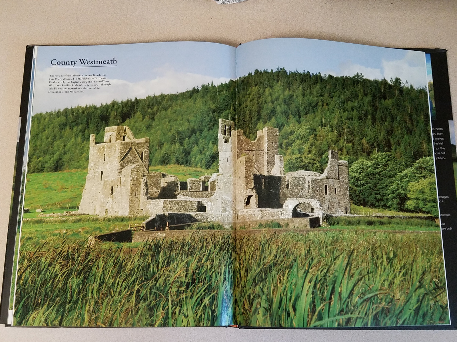 Ireland A Photographic Journey By Emma Howard Photo’s By David Lyons HC Book
