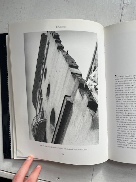 Amour Fou : Photography and Surrealism by Rosalind E. Krauss and Jane Livingston