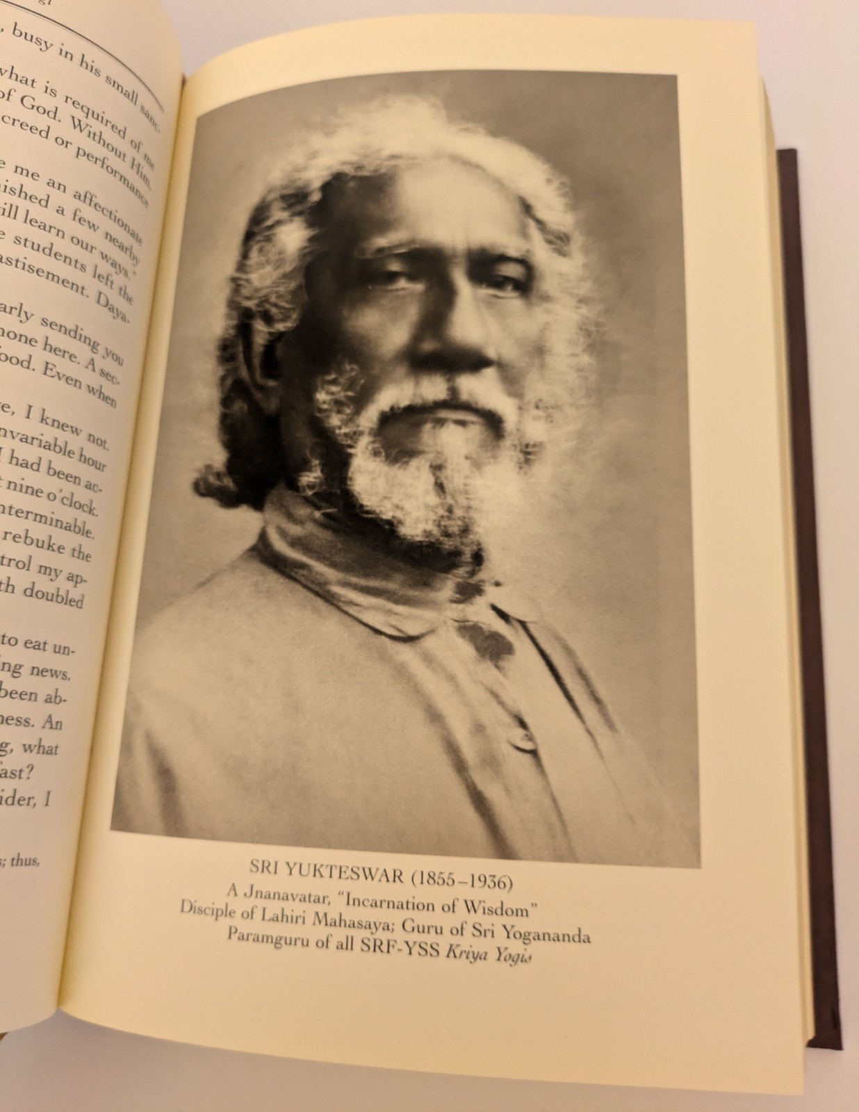 Autobiography of a Yogi 1997 HC Boxed Edition– Paramahansa Yogananda Illustrated