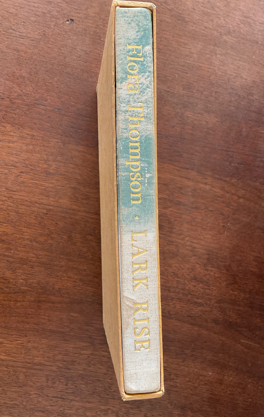 Lark Rise by Flora Thompson HC in Sleeve 1979 Folio Society NEW