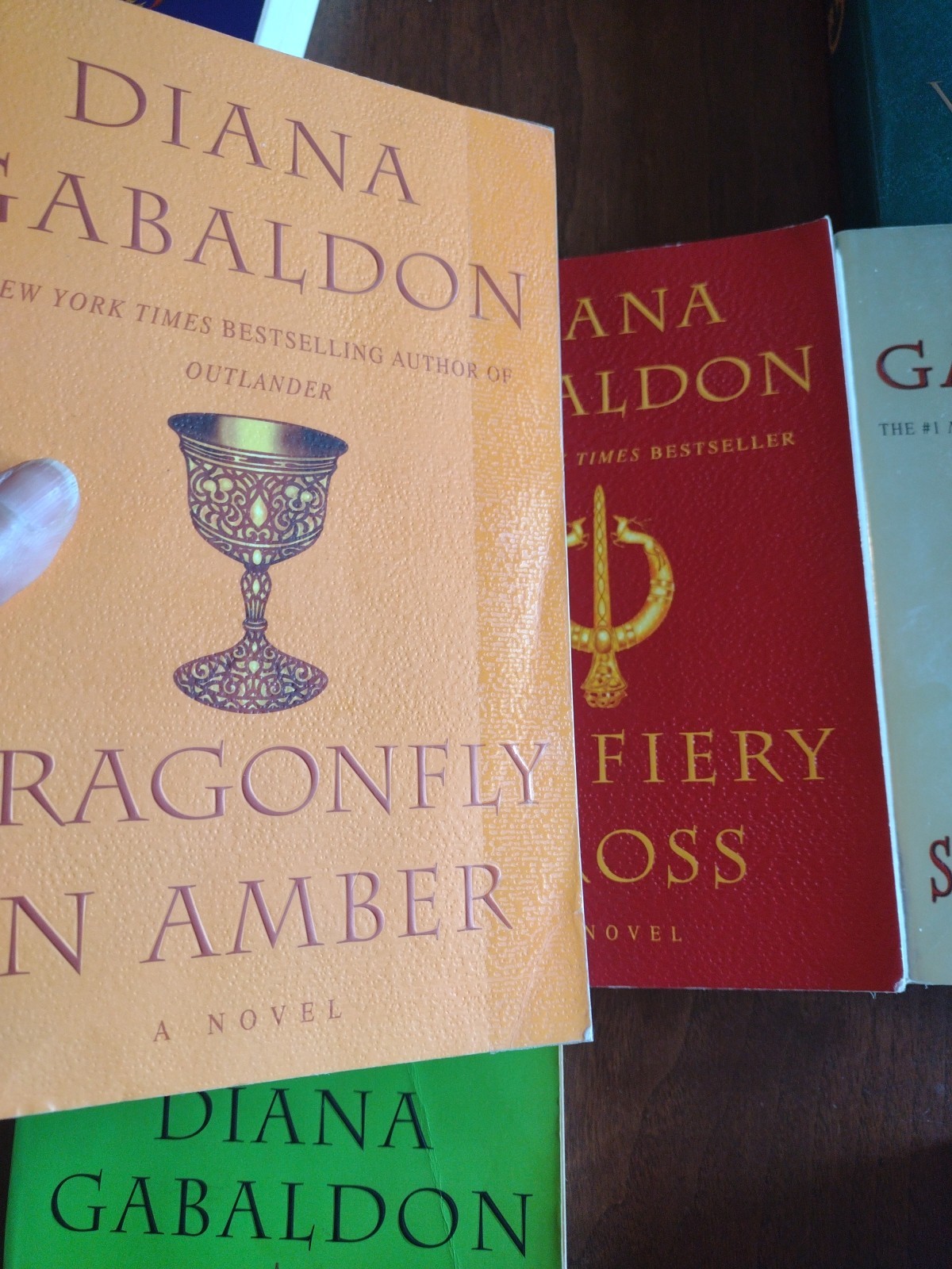 Diana Gabaldon Outlander Series Set Lot Large Trade Paperback Books 1-8