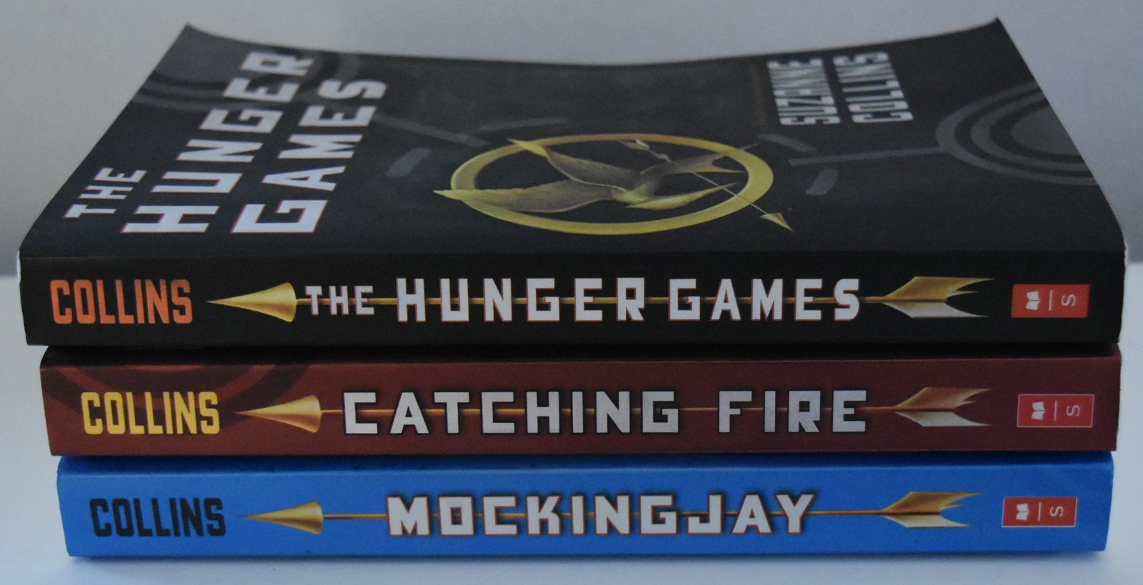 The Hunger Games Book 1-3 by Suzanne Collins, TPB/VGC