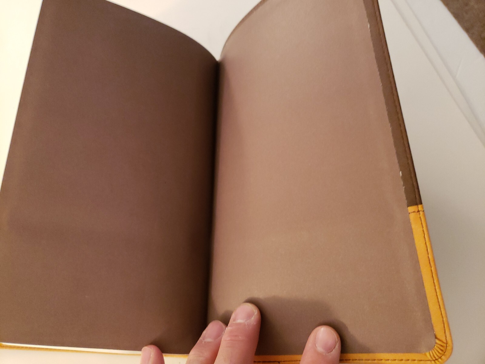 NIV LP Chocolate Amber Holy Bible Large Print