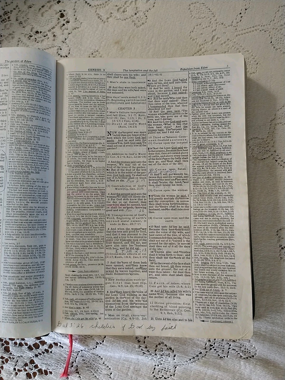 Genuine Leather Dakes Annotated Reference Bible Old New Testament KJV Black 1961
