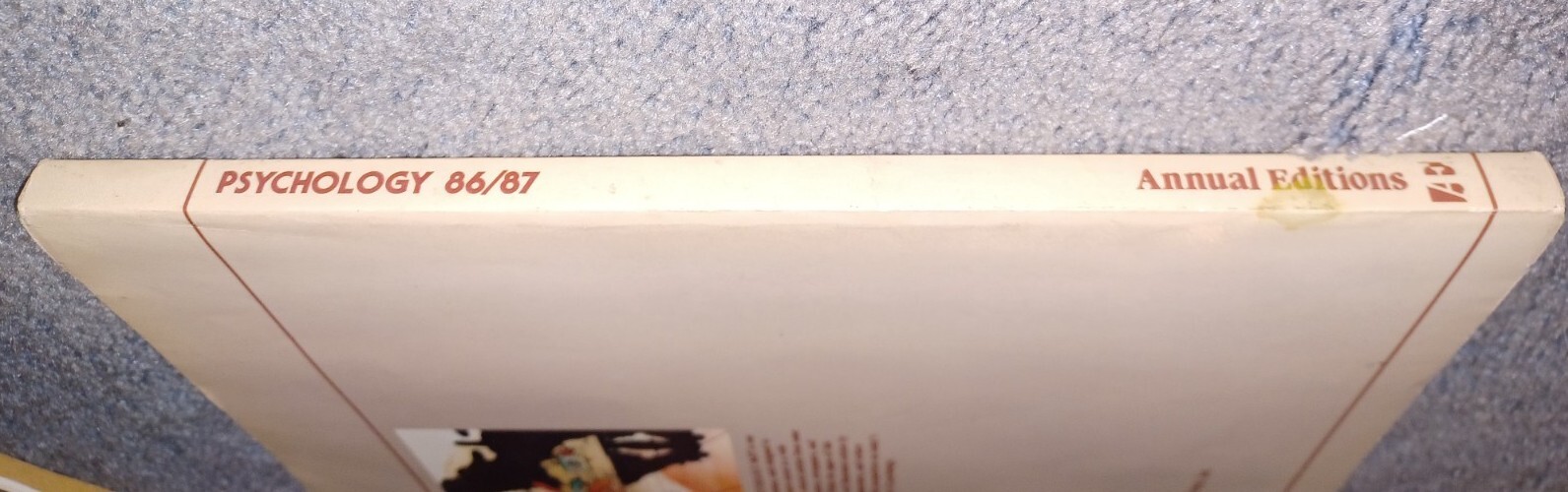 Annual Editions: Psychology 86/87 -Paperback- Fitzgerald, Hiram E – 16th Edition