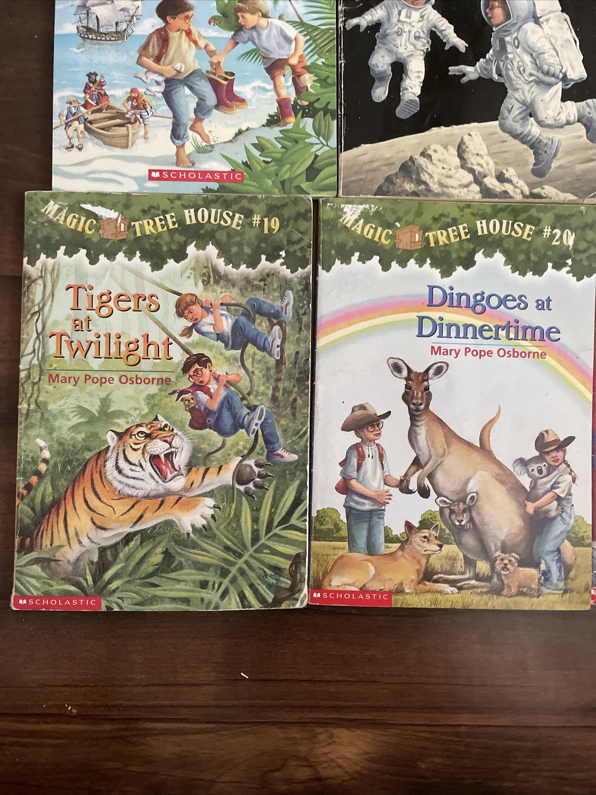 Magic Tree House .: Good Morning, Gorillas by Mary Pope Osborne Lot Of 10 Books