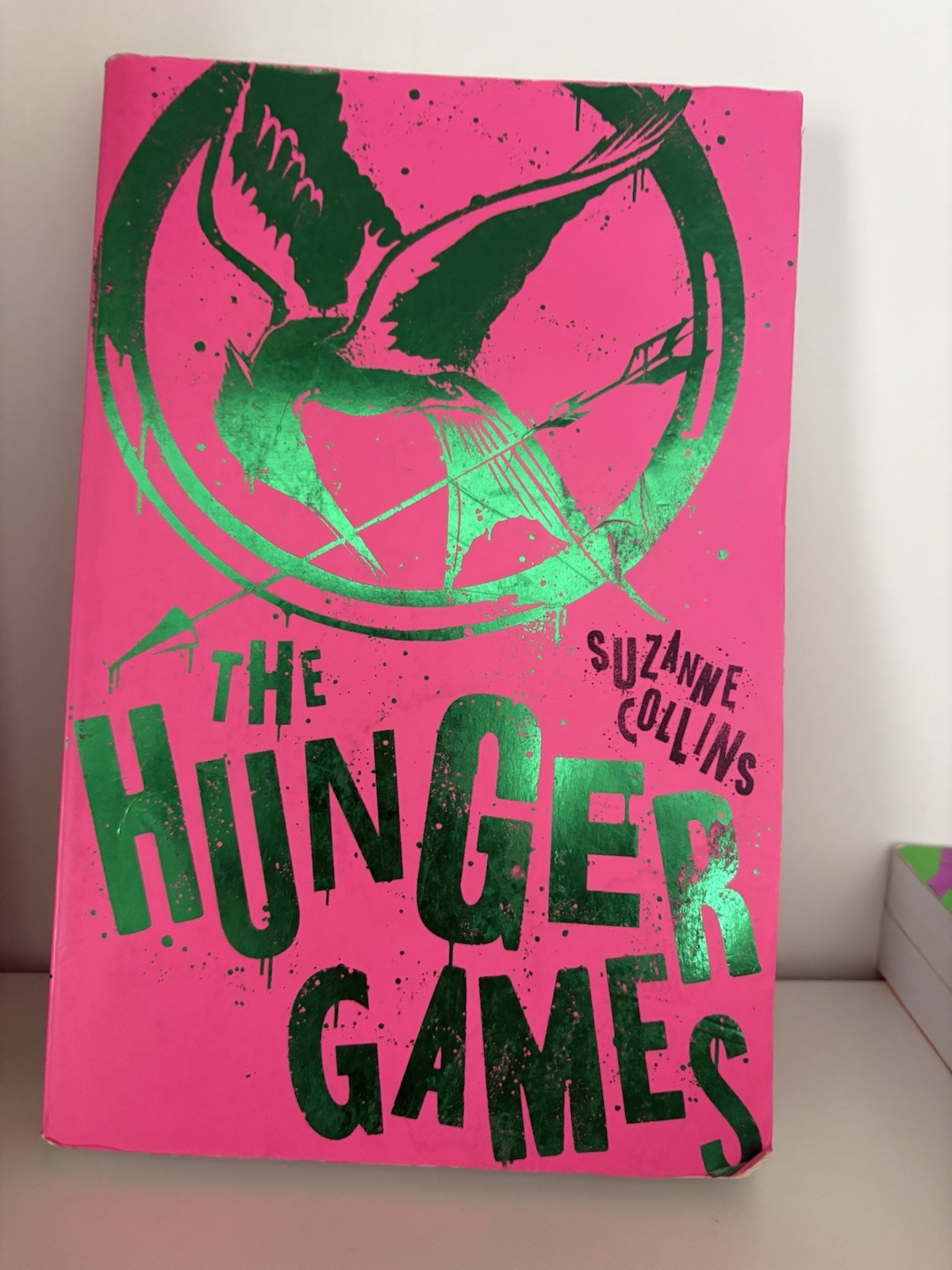 Hunger Games Trilogy: Propaganda Edition Suzanne Collins Neon Scholastic *READ*