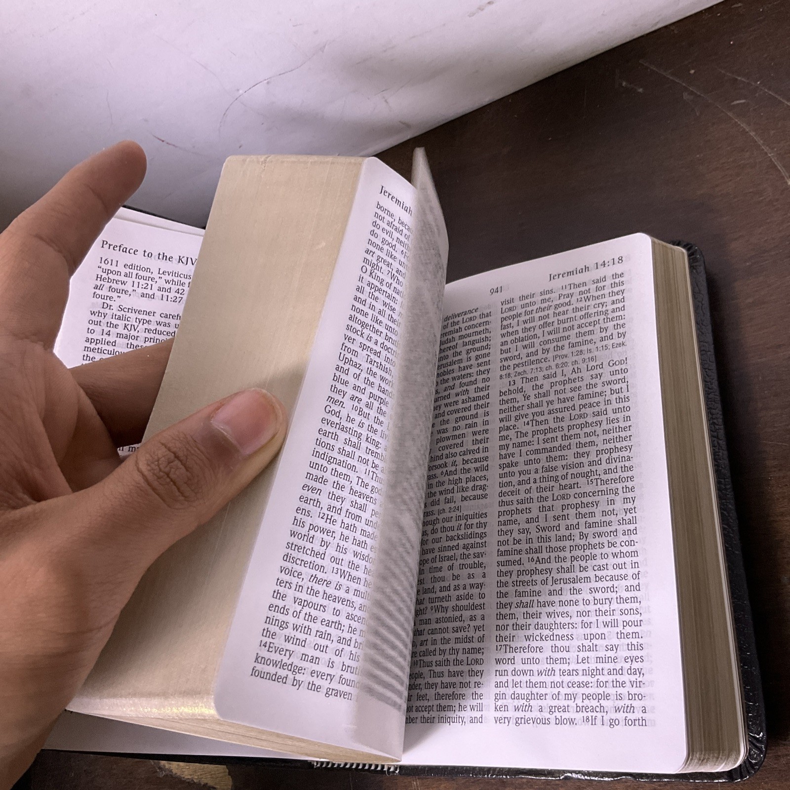 Holy Bible KJV Reference Edition Hendrickson Bibles