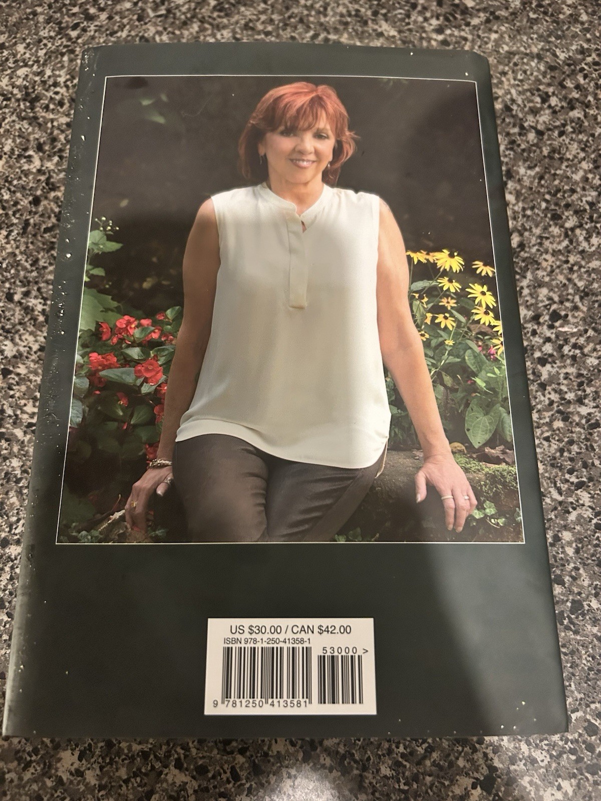 The Final Target Hardcover by Nora Roberts