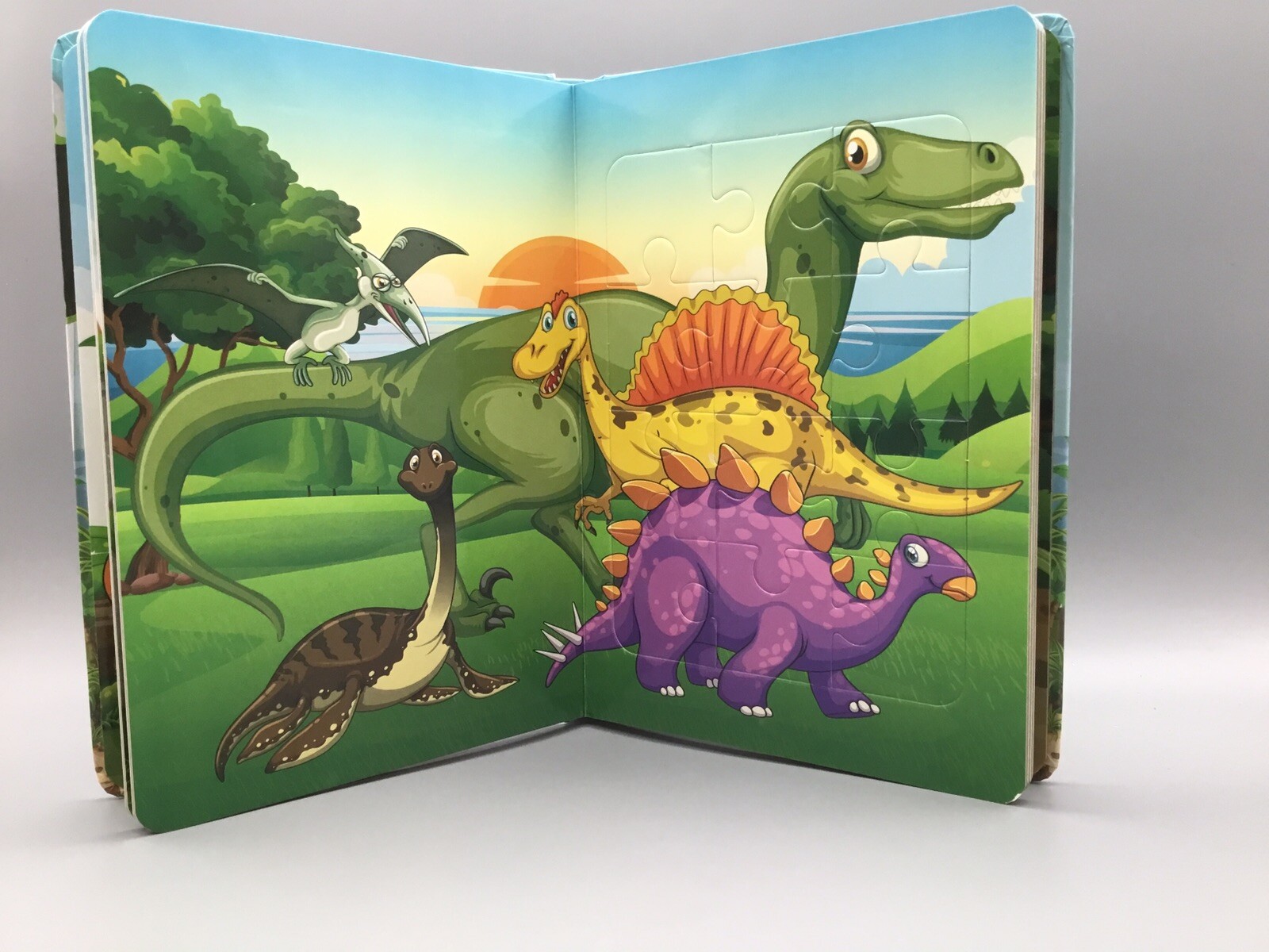 Puzzle Book Dinosaur with 6 jigsaw puzzles