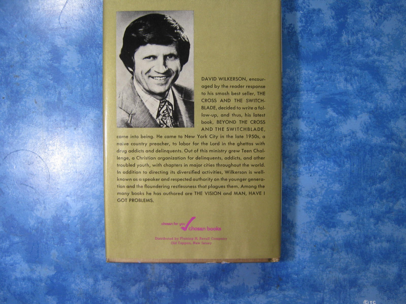 Vintage BEYOND THE CROSS AND THE SWITCHBLADE David Wilkerson HCDJ 1974