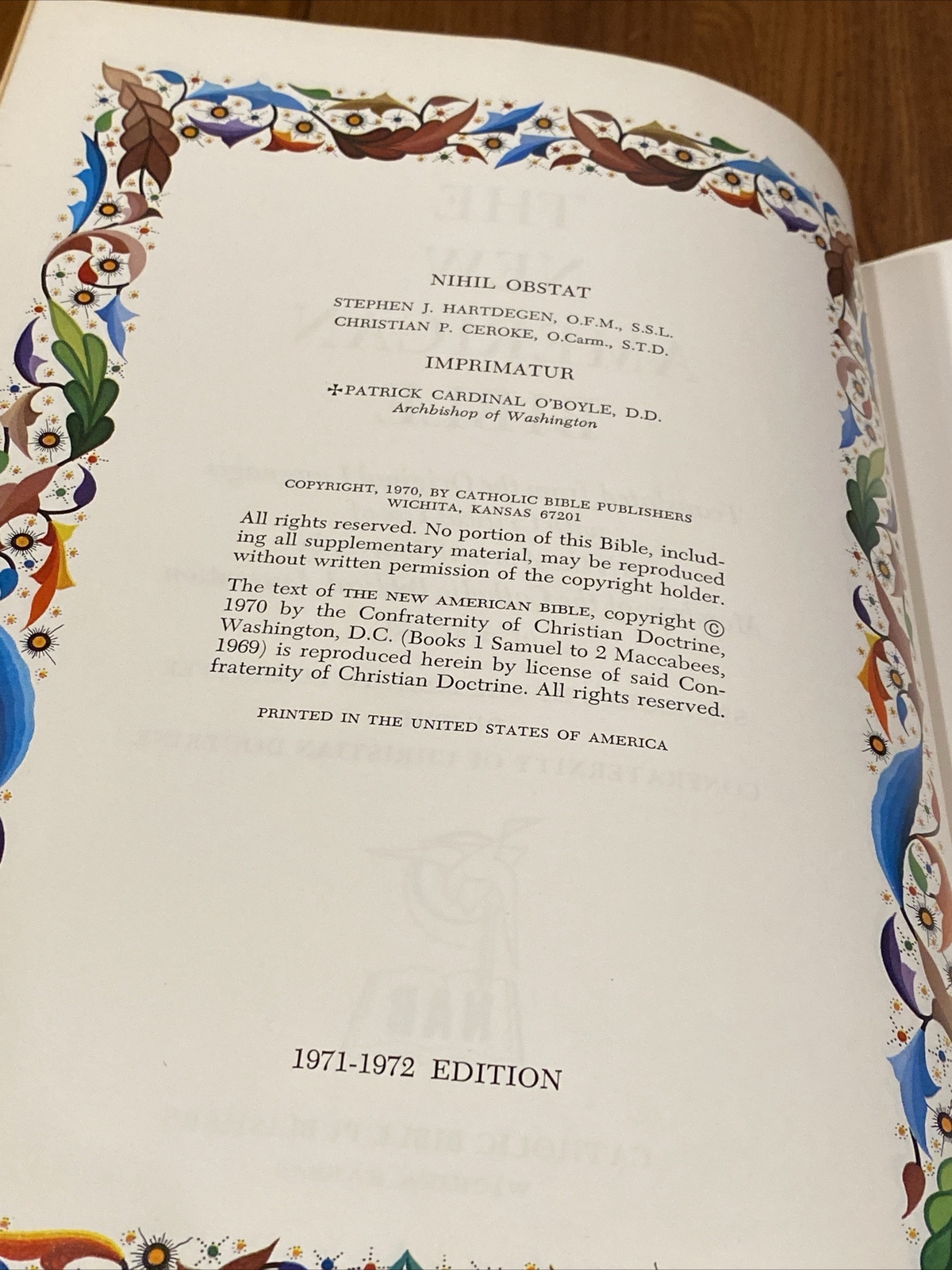 Large Holy Bible Fireside Family Edition Catholic NAB 1971-1972 VERY GOOD+