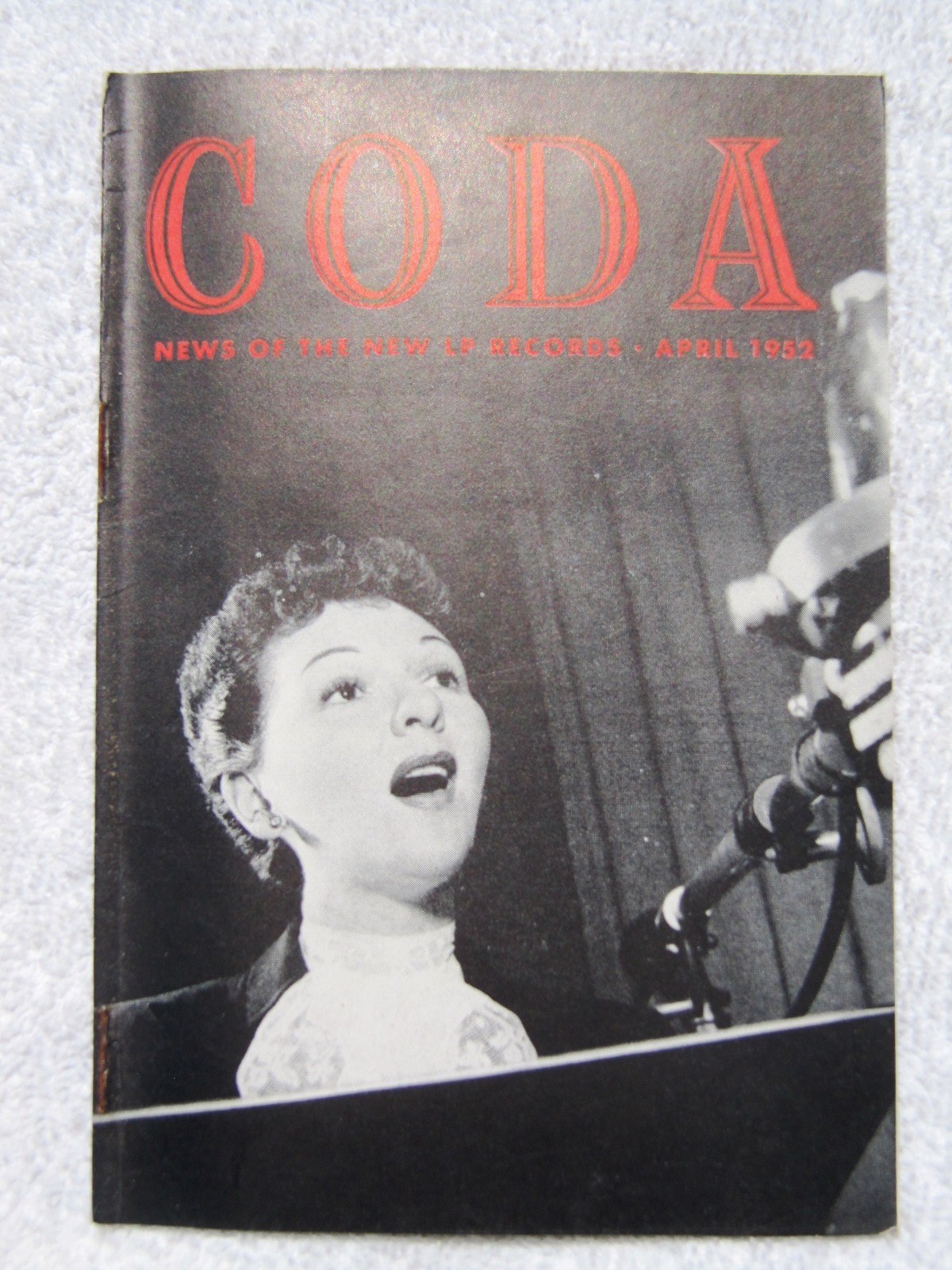 JIM FLORA Apr 1952 CODA MAGAZINE COLUMBIA LP 33 rpm Records Catalog Mary Martin