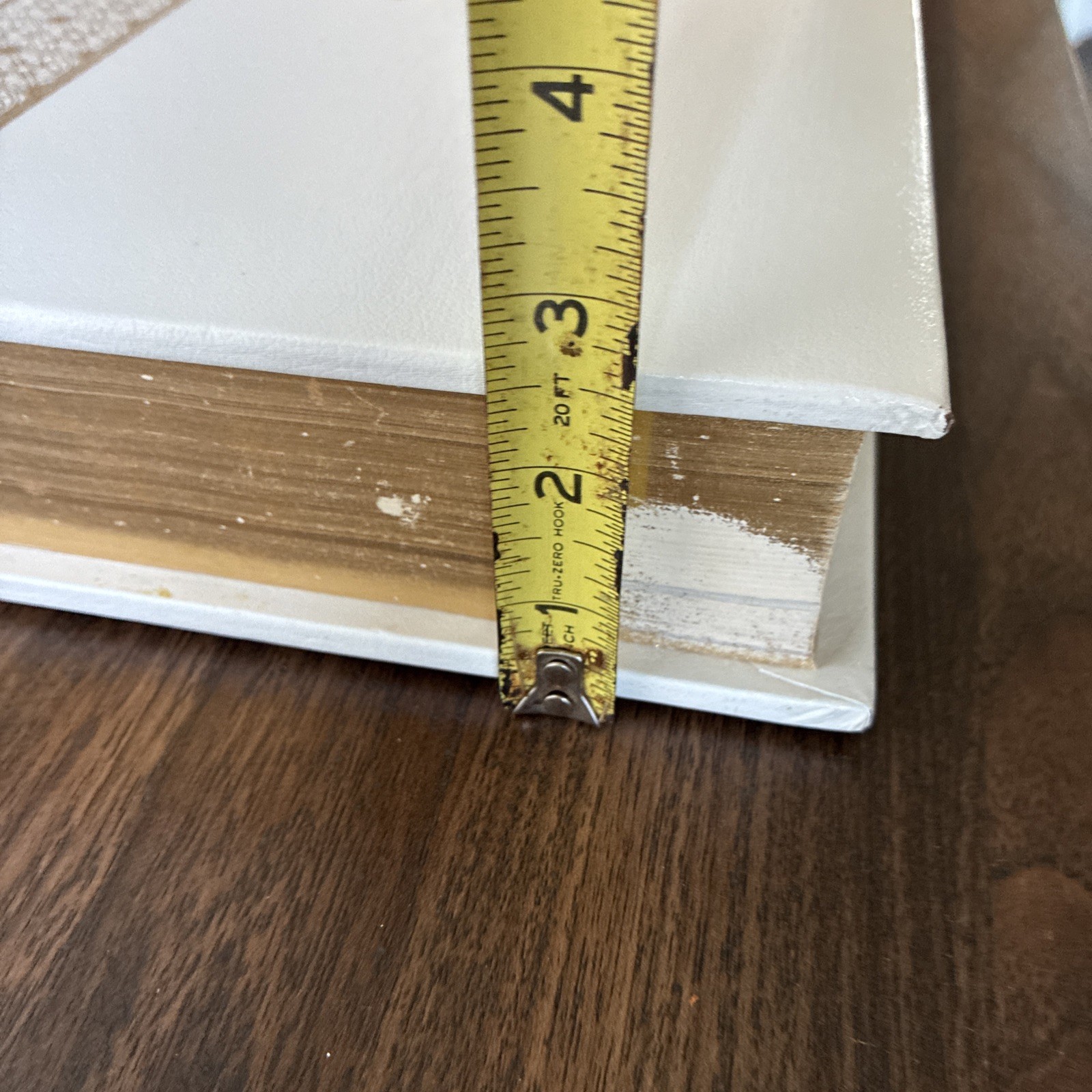 Vintage Holy Bible : Family Reference Edition
