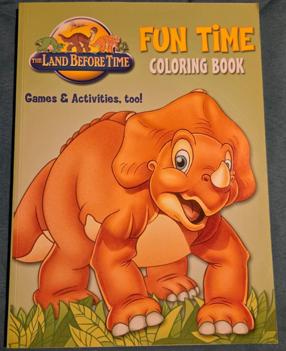 VINTAGE 2005 The Land Before Time Jumbo Coloring Book Cera NEW