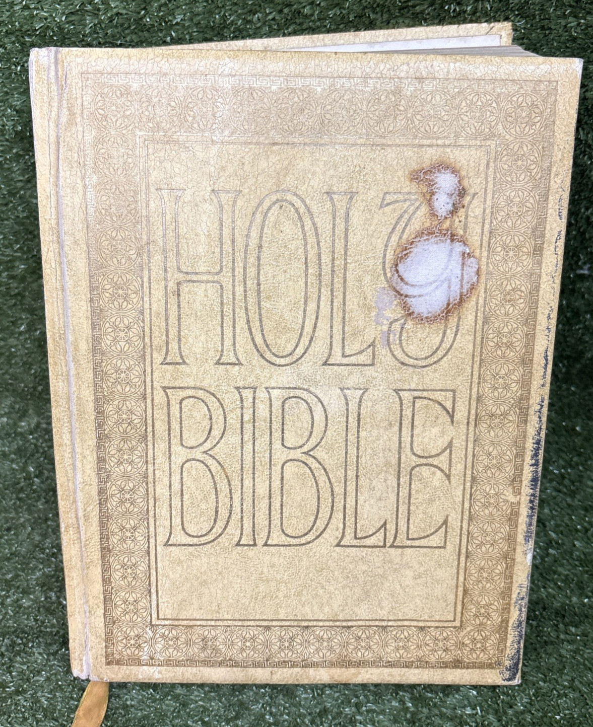 Vintage Holy Bible Family King James Version 1968 Illustrations Large