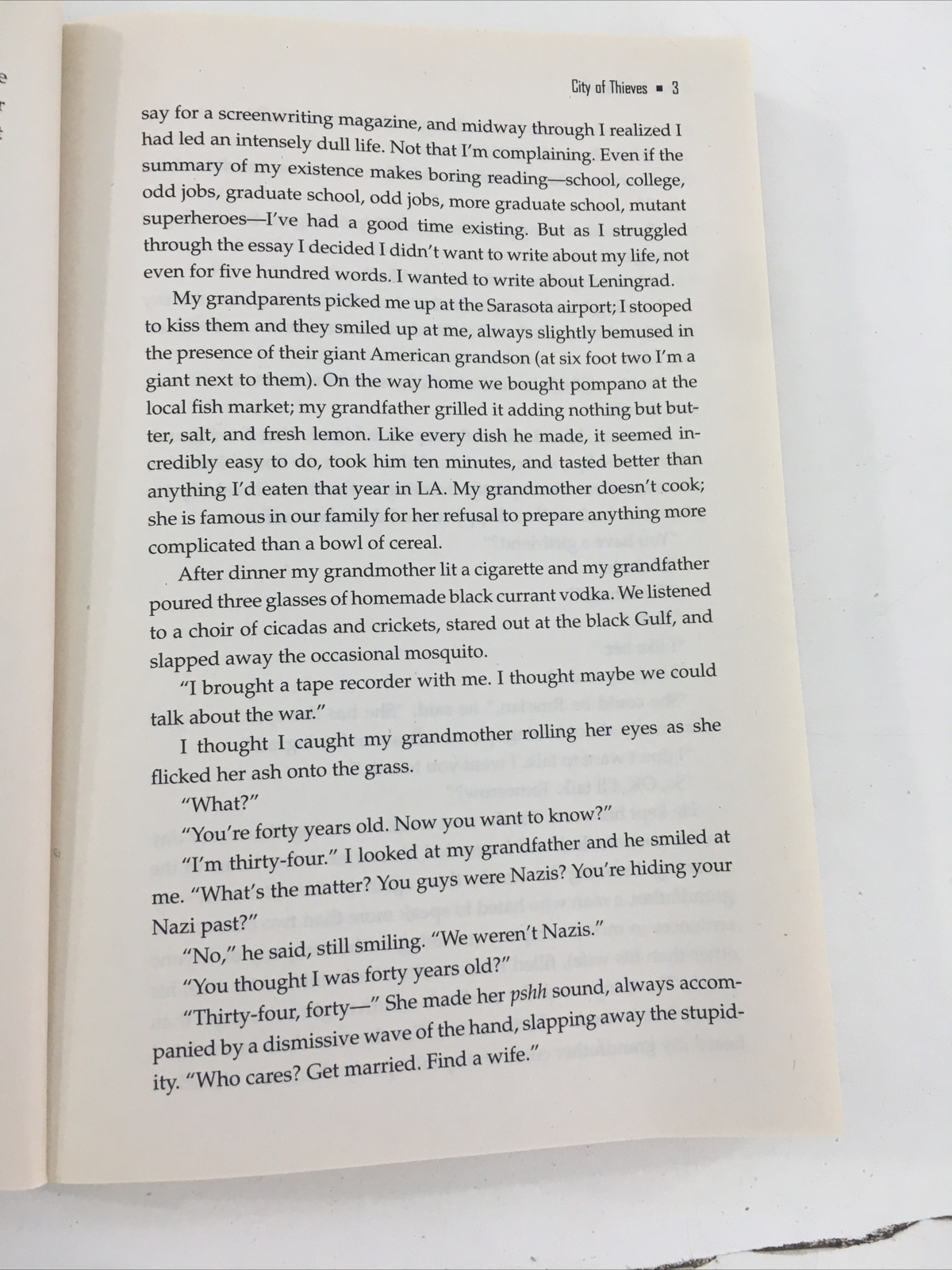 City Of Thieves: A Novel – David Benioff (Paperback, 2008)