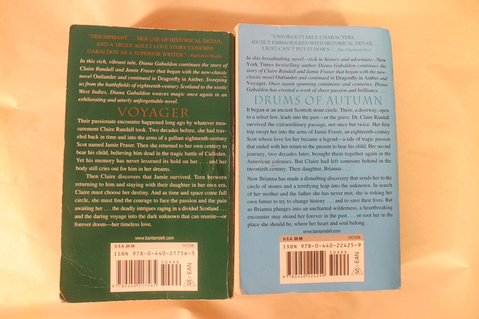 Outlander, Dragonfly in Amber, Voyager, Drums of Autumn + by Diana Gabaldon
