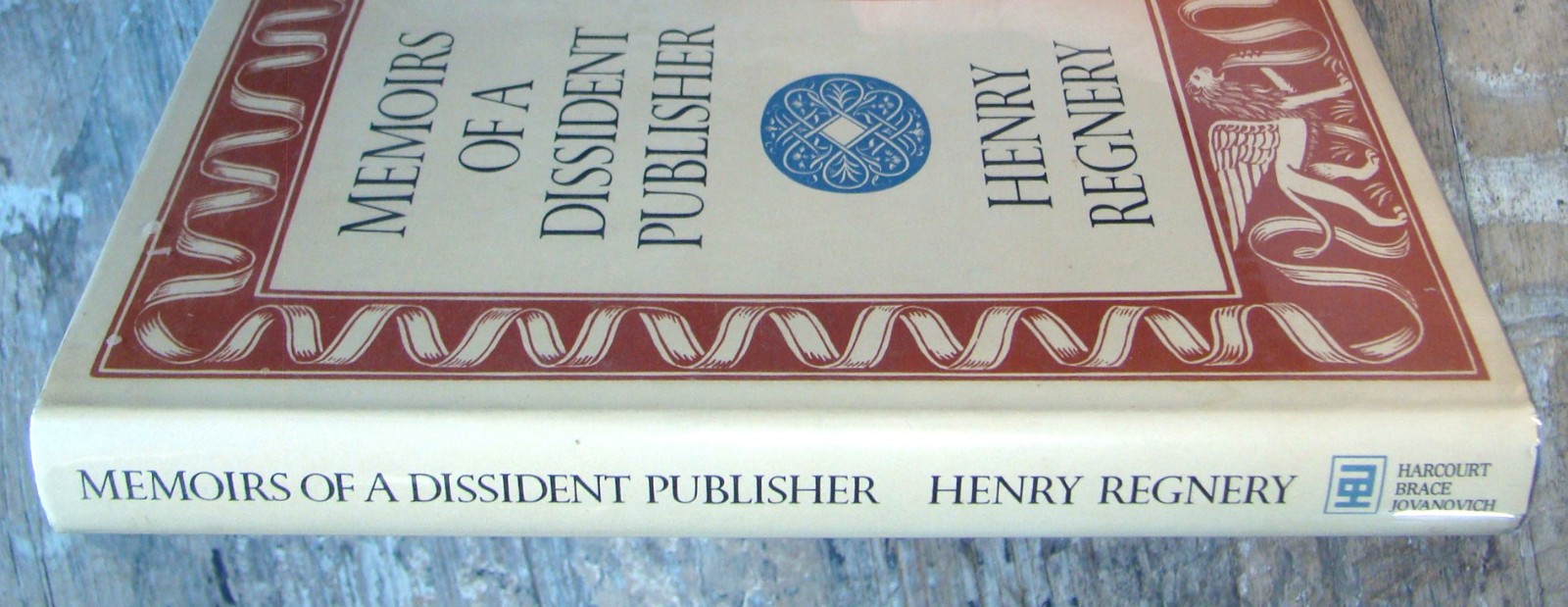 Memoirs Of A Dissident Publisher ~1979 HC~ Regnery Controvercial Conservative