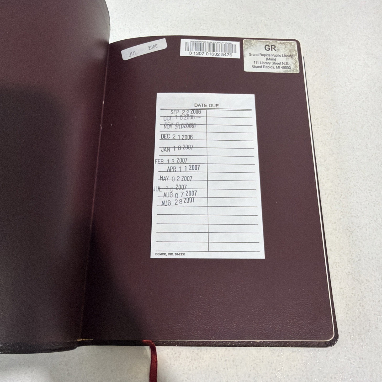 Holy Bible Tyndale Slimline Reference Edition ~ 2004 Bonded Leather Burgundy NLT