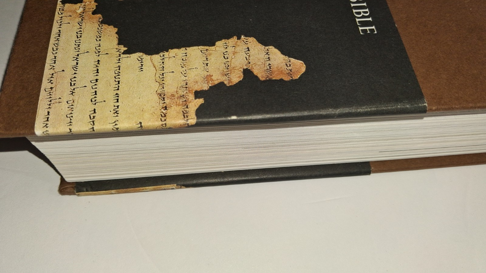 ESV Archaeology Study Bible Hardcover Crossway VG- Clean