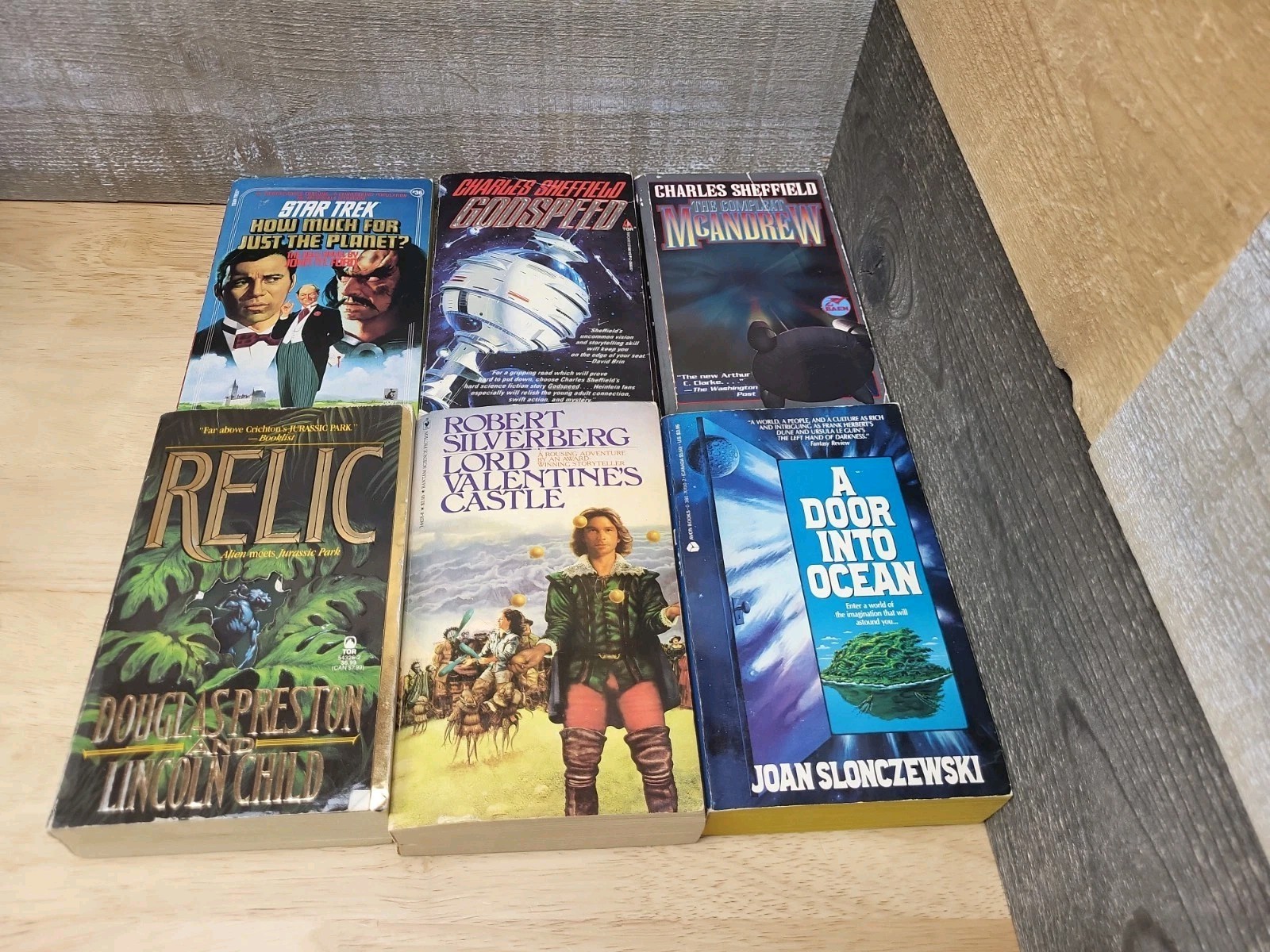 Lot Of 14 Sci-fi/Fantasy Books